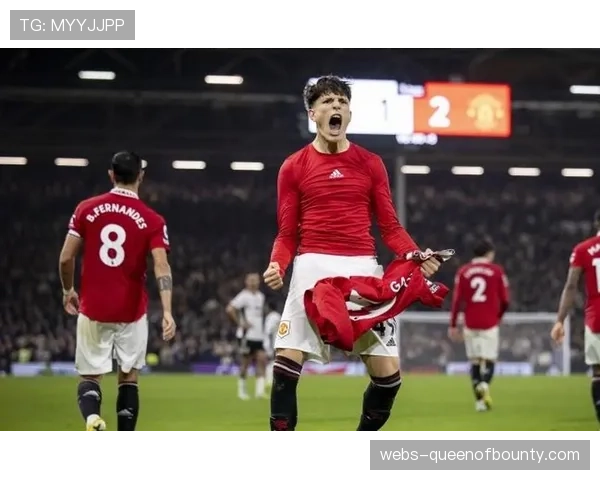 勒阿弗尔球员若苏埃·卡西米尔半场补时反超进球后的庆祝